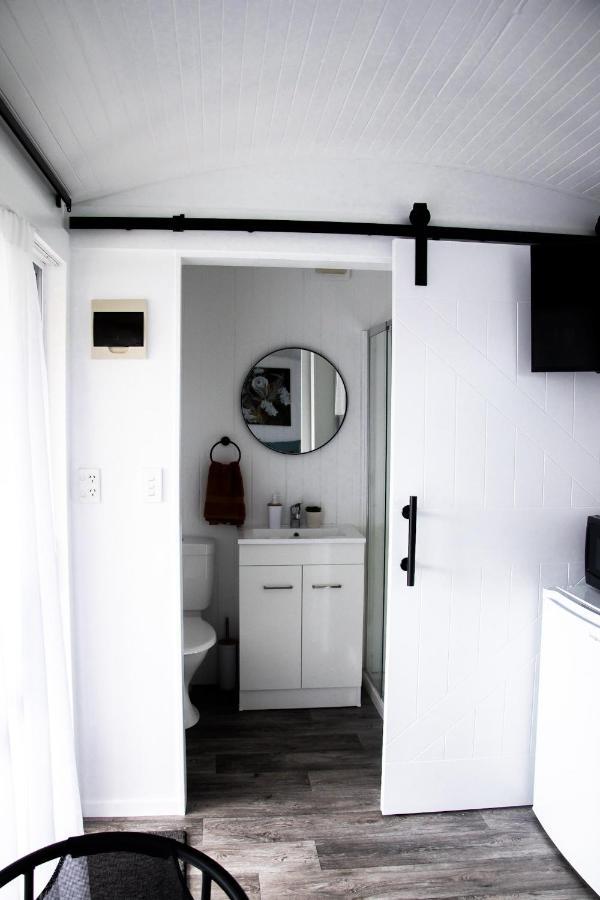 Rustic Rails Accommodation Dargaville Bagian luar foto